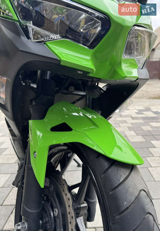 Спортбайк Kawasaki Ninja 400R 2019 в Новомосковске фото 14 Спортбайк Kawasaki Ninja 400R 2019 в Новомосковске