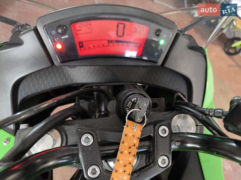 Спортбайк Kawasaki Ninja 400R 2012 в Бершади фото 9 Спортбайк Kawasaki Ninja 400R 2012 в Бершади