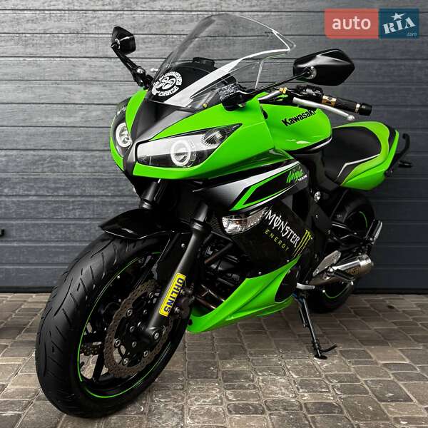 Мотоцикл Без обтекателей (Naked bike) Kawasaki Ninja 400R 2013 в Белой Церкви