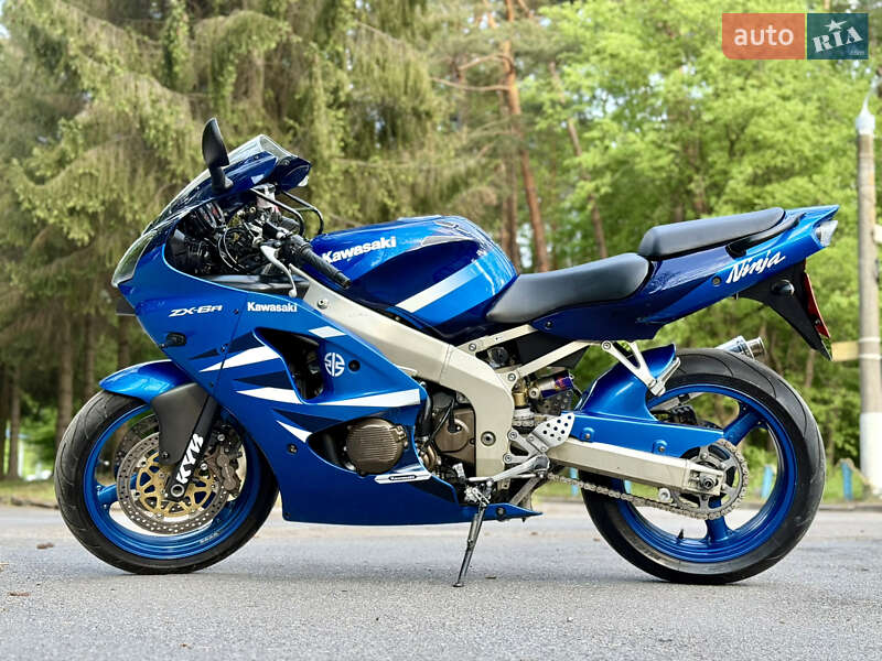 V6 写真 カワサキ ZX-6R ABS KRT Edition 2016年式 ZX636FGFの諸元