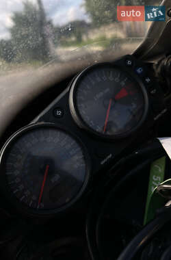 Спортбайк Kawasaki Ninja 600 ZX-6R 2000 в 