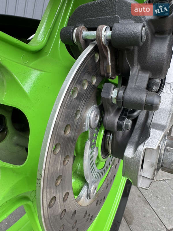 Спортбайк Kawasaki Ninja 600 ZX-6R 2024 в Новомосковске фото 14 Спортбайк Kawasaki Ninja 600 ZX-6R 2024 в Новомосковске
