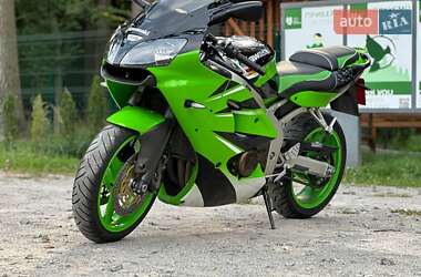 Мотоцикл Супермото (Motard) Kawasaki Ninja 600 ZX-6R 2000 в 