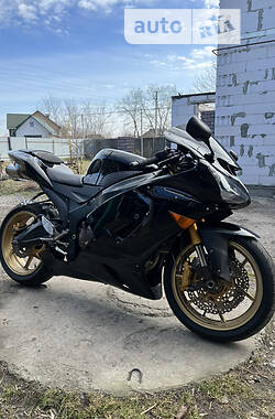 Спортбайк Kawasaki Ninja 636 ZX-6R 2006 в Березане