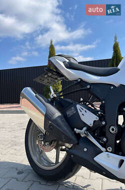 Спортбайк Kawasaki Ninja 636 ZX-6R 2023 в 