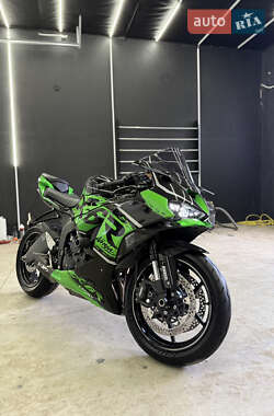 Спортбайк Kawasaki Ninja 636 ZX-6R 2024 в Рівному
