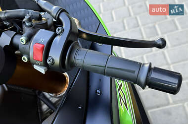 Спортбайк Kawasaki Ninja 636 ZX-6R 2013 в 