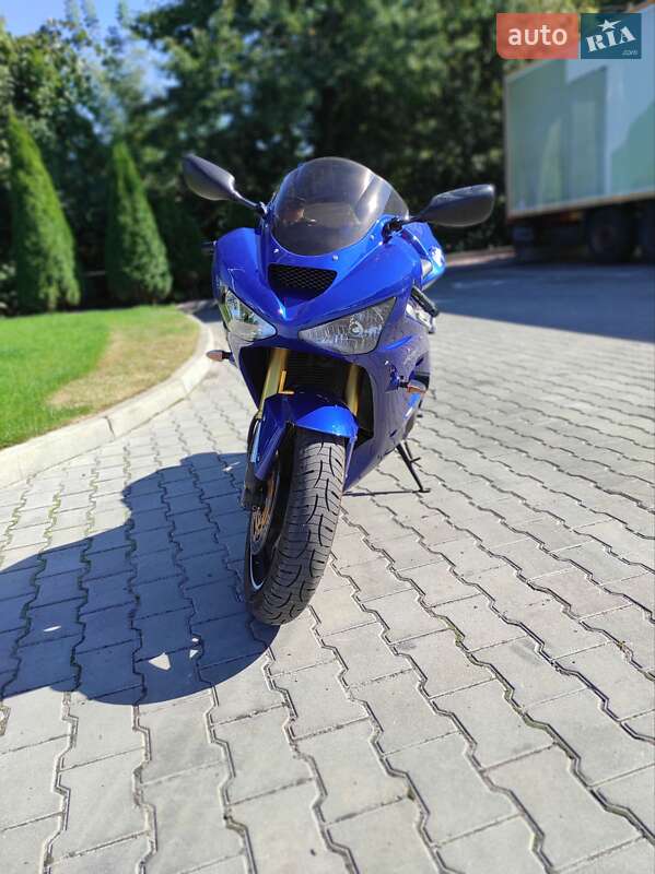 Kawasaki Ninja 636 ZX-6R 2004