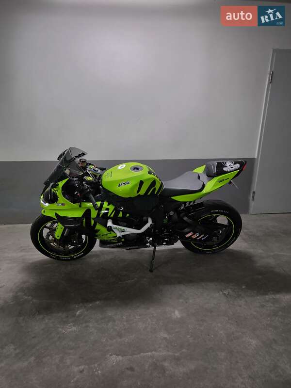 Спортбайк Kawasaki Ninja 636 ZX-6R 2015 в Киеве