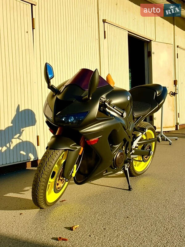 Спортбайк Kawasaki Ninja 636 ZX-6R 2004 в Запоріжжі фото 2 Спортбайк Kawasaki Ninja 636 ZX-6R 2004 в Запоріжжі