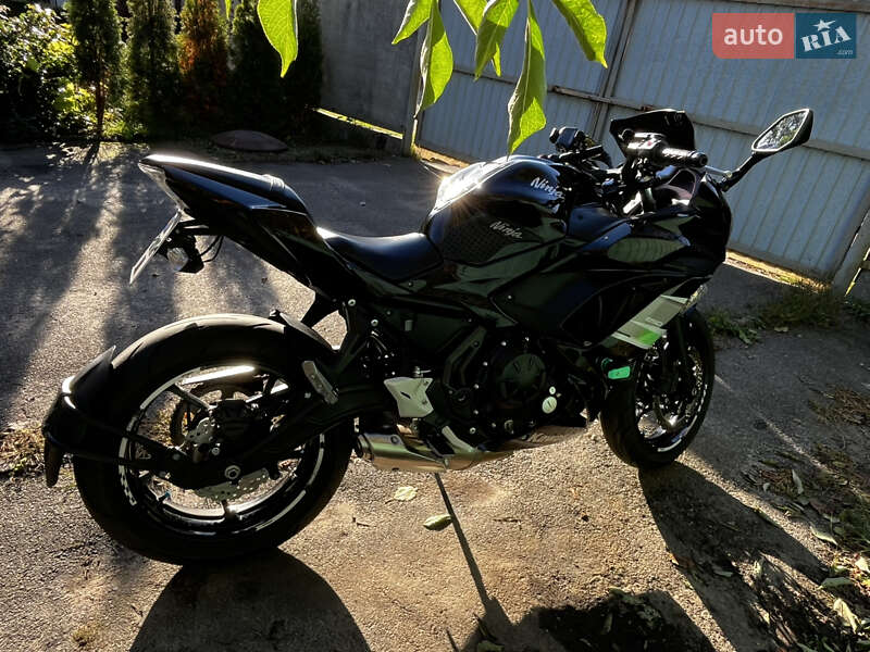 Мотоцикл Спорт-туризм Kawasaki Ninja 650 2019 в Фастове