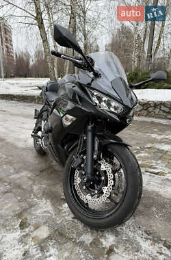 Спортбайк Kawasaki Ninja 650 2021 в Харькове