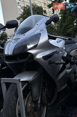 Спортбайк Kawasaki Ninja ZX-6R 2000 в Виннице