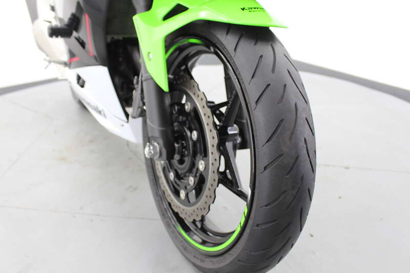 Спортбайк Kawasaki Ninja 2021 в Гнівані