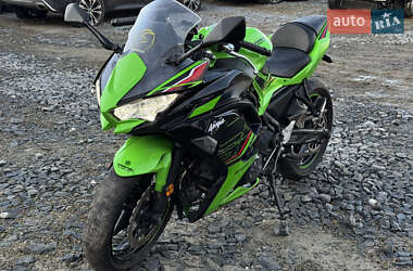 Спортбайк Kawasaki Ninja 2023 в Львове