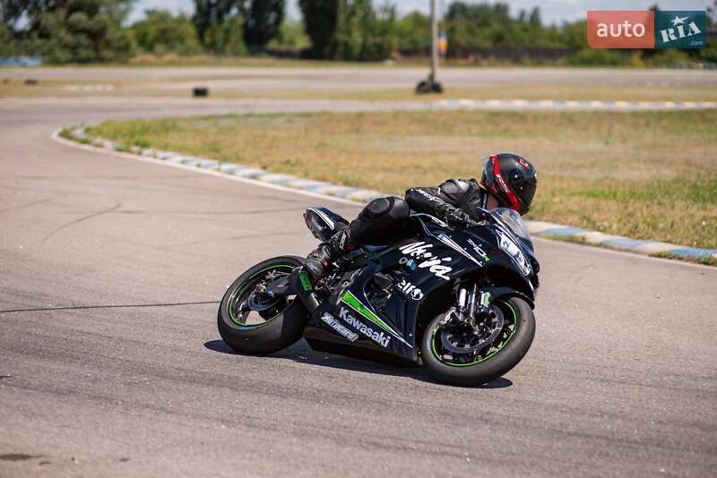 Спортбайк Kawasaki Ninja 2020 в Днепре