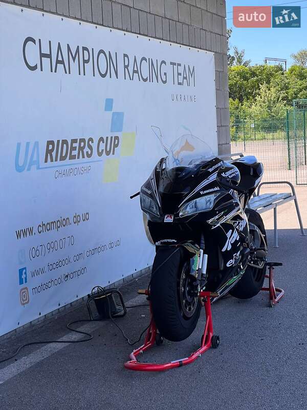 Спортбайк Kawasaki Ninja 2020 в Днепре