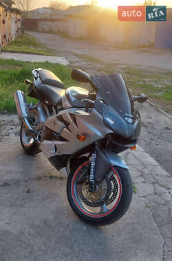 Спортбайк Kawasaki Ninja 2001 в Херсоне