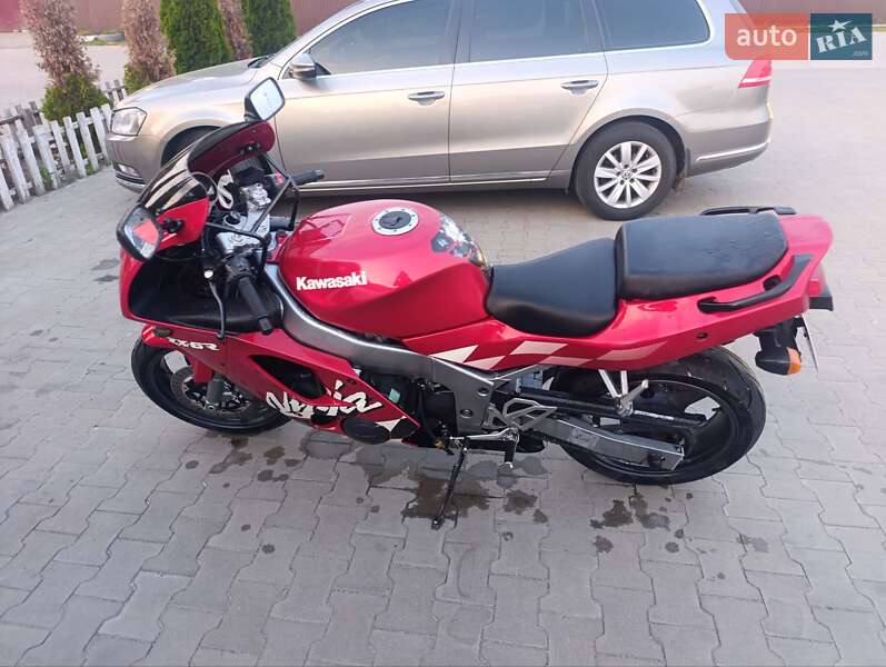 Спортбайк Kawasaki Ninja 1997 в Барышевке фото 4 Спортбайк Kawasaki Ninja 1997 в Барышевке