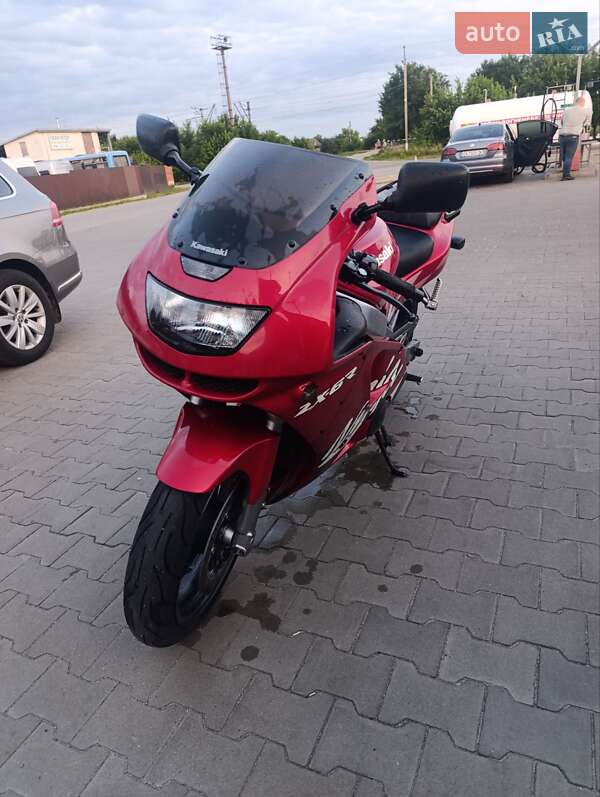 Спортбайк Kawasaki Ninja 1997 в Барышевке фото 2 Спортбайк Kawasaki Ninja 1997 в Барышевке