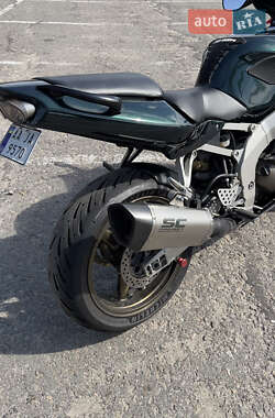 Спортбайк Kawasaki Ninja 2000 в 