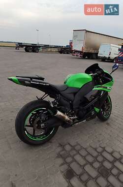 Спортбайк Kawasaki Ninja 2007 в 