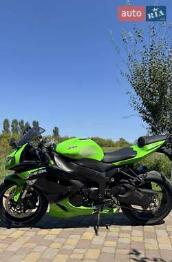 Спортбайк Kawasaki Ninja 2012 в 