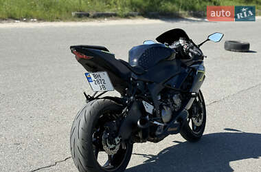 Спортбайк Kawasaki Ninja 2022 в 