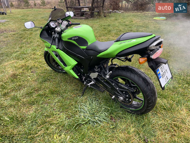Спортбайк Kawasaki Ninja 2007 в Житомире