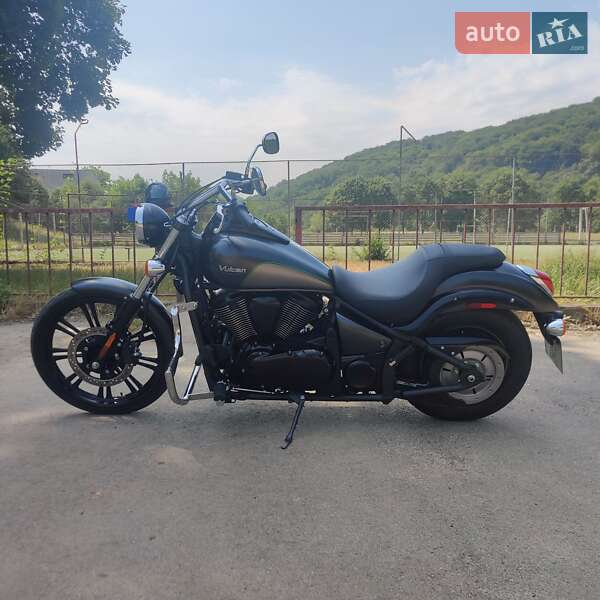 Kawasaki Vulcan 900 2016