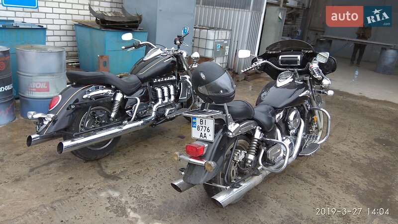 Мотоцикли Kawasaki Vulcan 2004 в Кременчуці