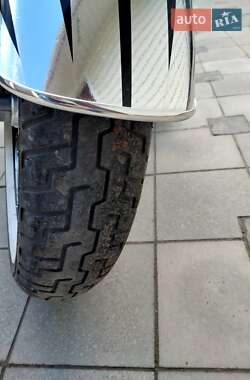 Мотоцикл Круізер Kawasaki Vulcan 2000 в 