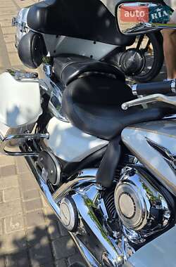 Мотоцикл Классик Kawasaki Vulkan 1700 Voyager 2013 в 