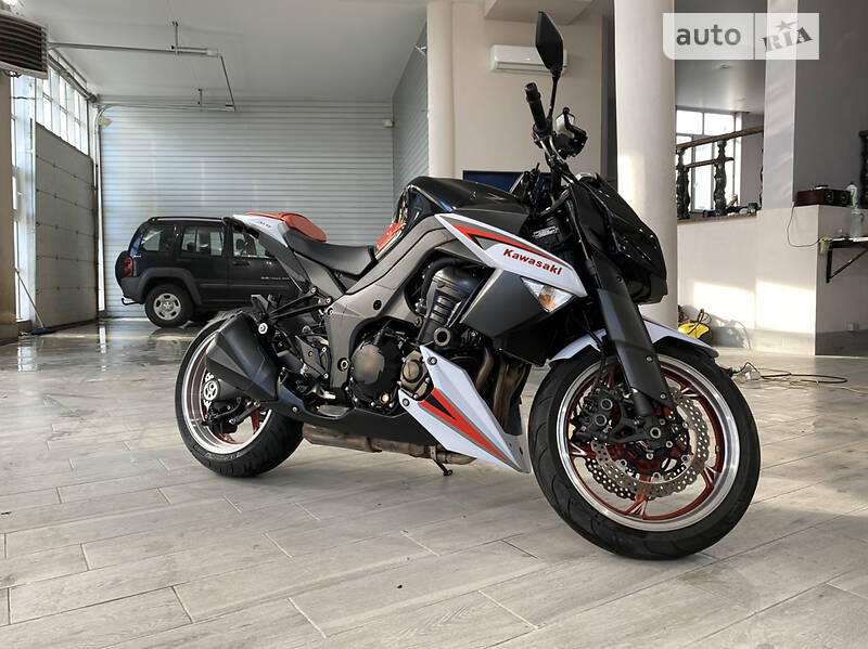 Спортбайк Kawasaki Z 1000 2012 в Харкові