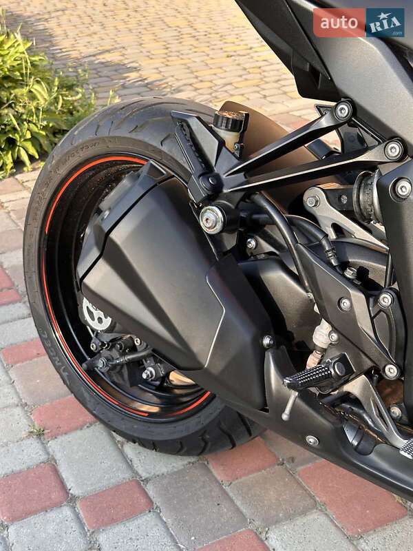 Мотоцикл Без обтікачів (Naked bike) Kawasaki Z 1000 2011 в Черкасах