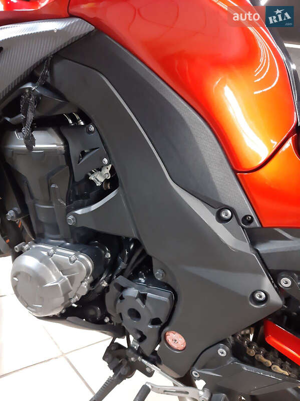 Мотоцикл Без обтекателей (Naked bike) Kawasaki Z 1000 2013 в Киеве