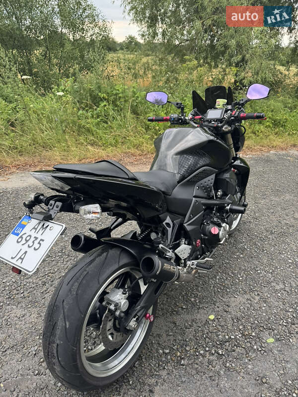 Kawasaki Z 1000 2011