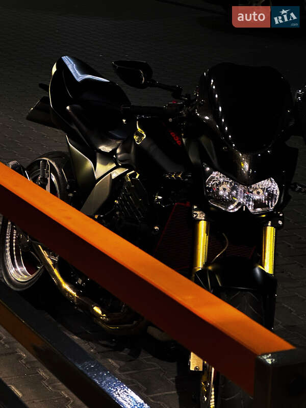 Мотоцикл Без обтекателей (Naked bike) Kawasaki Z 1000 2003 в  фото Мотоцикл Без обтекателей (Naked bike) Kawasaki Z 1000 2003 в