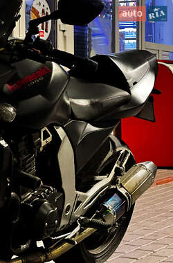 Мотоцикл Без обтекателей (Naked bike) Kawasaki Z 1000 2003 в  фото 5 Мотоцикл Без обтекателей (Naked bike) Kawasaki Z 1000 2003 в