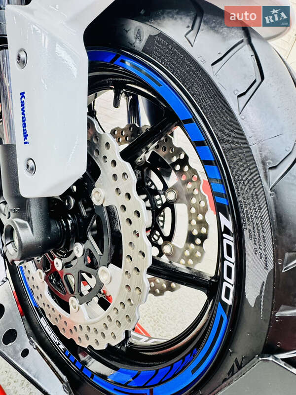 Спортбайк Kawasaki Z 1000 2020 в Одессе фото 12 Спортбайк Kawasaki Z 1000 2020 в Одессе