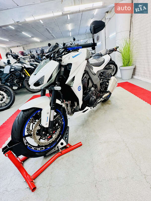Спортбайк Kawasaki Z 1000 2020 в Одессе фото 31 Спортбайк Kawasaki Z 1000 2020 в Одессе