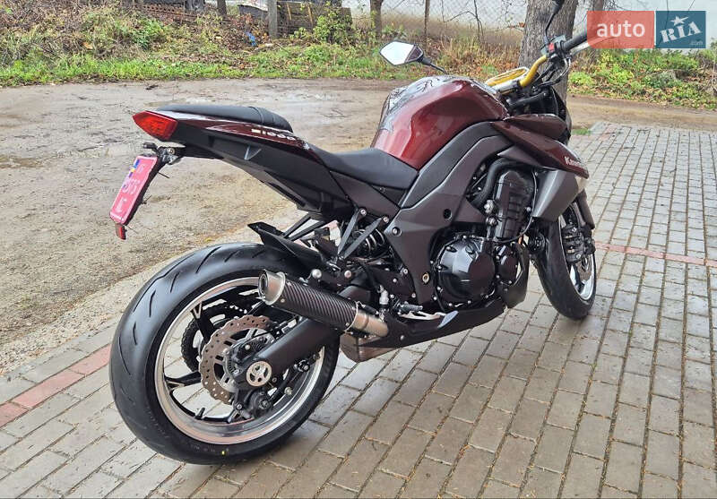 Мотоцикл Супермото (Motard) Kawasaki Z 1000 2011 в Дубні