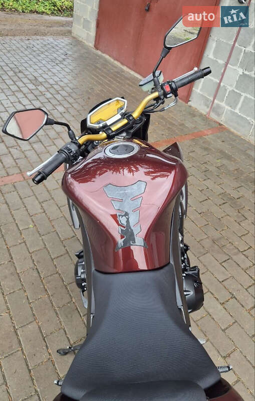 Мотоцикл Супермото (Motard) Kawasaki Z 1000 2011 в Дубні