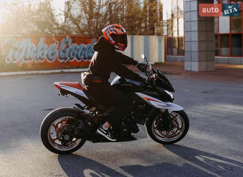 Kawasaki Z 1000 2013