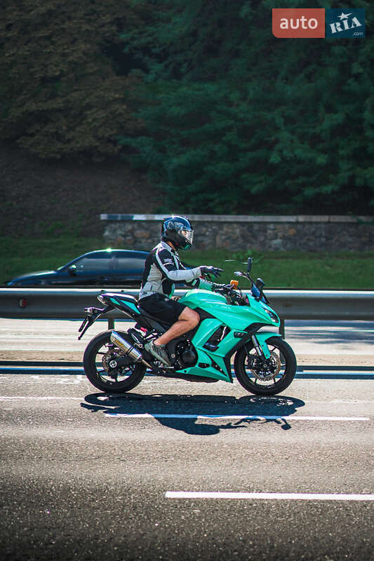 Мотоцикл Спорт-туризм Kawasaki Z 1000SX 2015 в Києві