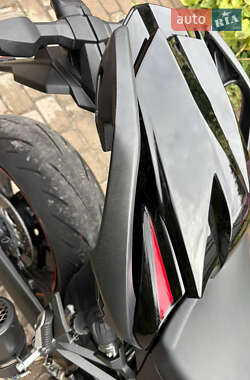 Мотоцикл Спорт-туризм Kawasaki Z 1000SX 2024 в 