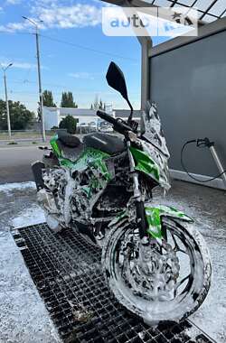 Спортбайк Kawasaki Z 250SL 2016 в Дніпрі