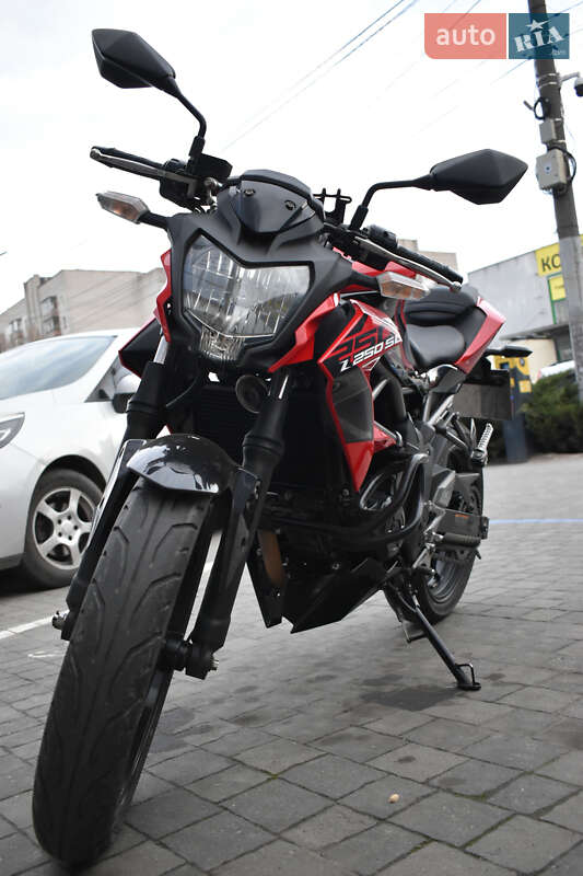 Мотоцикл Классик Kawasaki Z 250SL 2017 в 