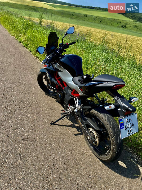 Kawasaki Z 250SL 2018