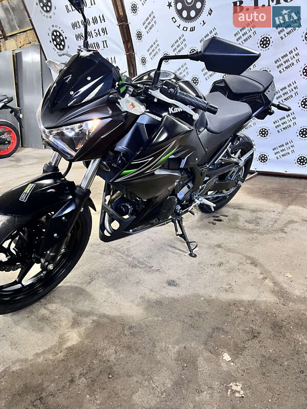 Мотоцикл Спорт-туризм Kawasaki Z 250SL 2013 в Житомире